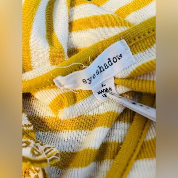 Eyeshadow Top Stripes & Flutter Sleeves Tie Waist L - Picture 6 of 8